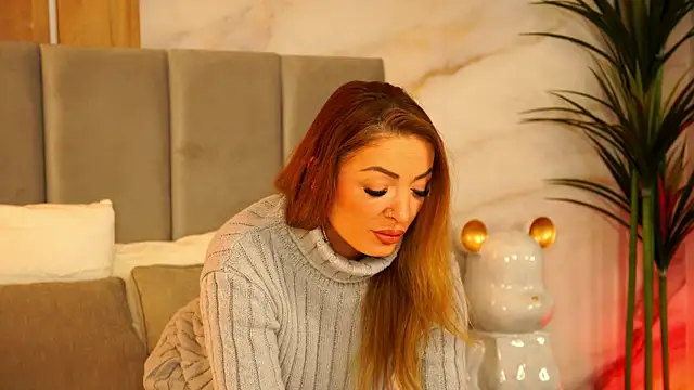 Izabellle02 online show from December 20, 2025, 6:09 am