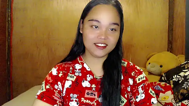 Snapshot of _Lylia chatting on November 10, 2025, 5:45 pm Lylia online show from November 10, 2025, 5:45 pm