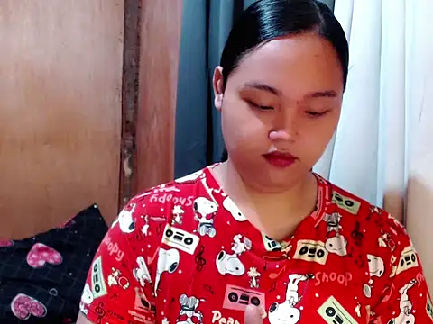 Snapshot of _Lylia chatting on February 20, 2026, 9:04 pm Lylia online show from February 20, 2026, 9:04 pm