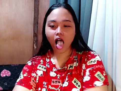 Snapshot of _Lylia chatting on February 22, 2026, 10:58 am Lylia online show from February 22, 2026, 10:58 am