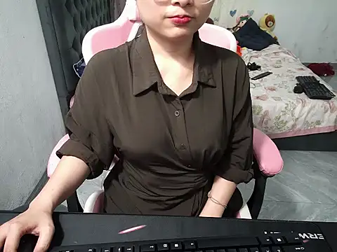 Ori-Yannie online show from October 15, 2025, 8:58 am