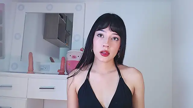 Cleogh  online show from November 30, 2025, 6:23 pm