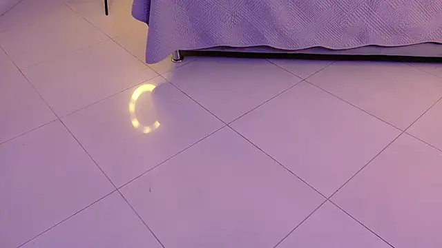 BeccaReedd online show from October 16, 2025, 1:50 am