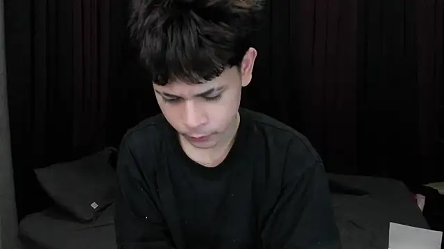 Snapshot of hotfreshdior chatting on February 1, 2026, 4:16 pm hotfreshdior online show from February 1, 2026, 4:16 pm