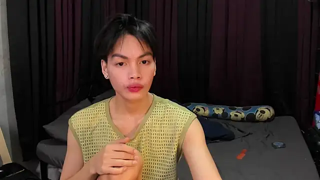 Snapshot of hotfreshdior chatting on February 9, 2026, 2:43 pm hotfreshdior online show from February 9, 2026, 2:43 pm