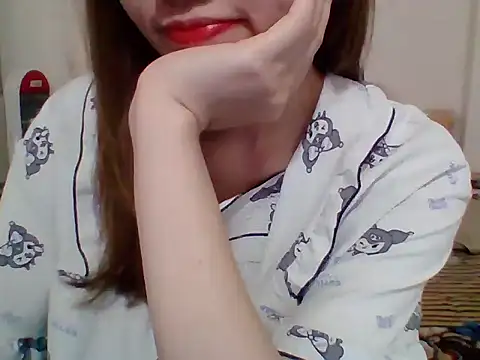   Donna   online show from November 12, 2025, 10:15 am