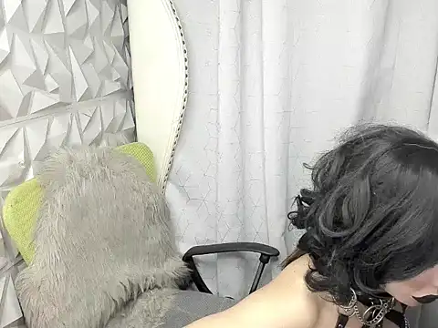 janecomander online show from April 4, 2026, 8:23 am