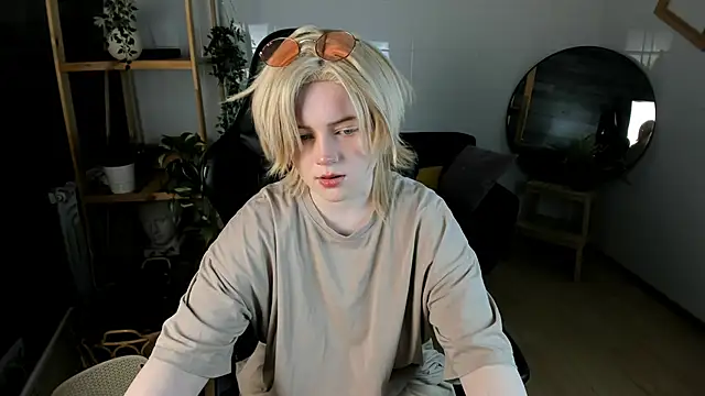 Snapshot of _Killy_ chatting on September 13, 2025, 8:30 pm Killy online show from September 13, 2025, 8:30 pm