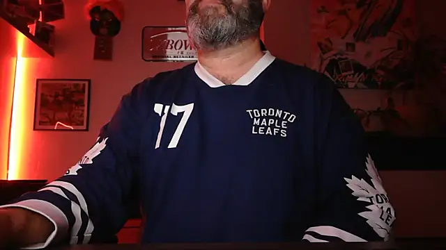 Snapshot of Hairyfred73 chatting on October 28, 2025, 5:00 am Hairyfred73 online show from October 28, 2025, 5:00 am