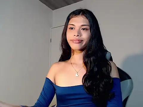 urcurlydiva online show from December 19, 2025, 3:41 pm