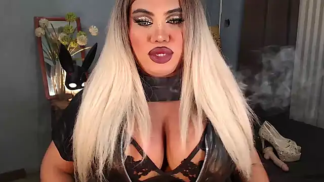 KitSmithCumerr online show from October 9, 2025, 2:15 pm