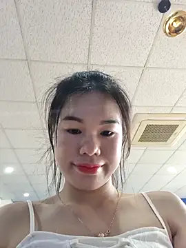 Baby-ladytits2025 online show from October 26, 2025, 4:51 am