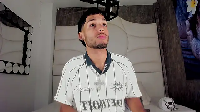 Thiagoferreti online show from January 14, 2026, 3:34 am