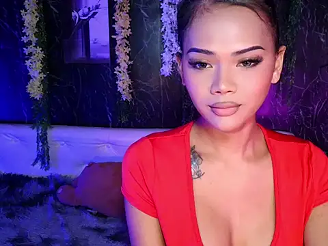 Snapshot of ur_holly_lexie chatting on October 6, 2025, 7:39 am ur holly lexie online show from October 6, 2025, 7:39 am