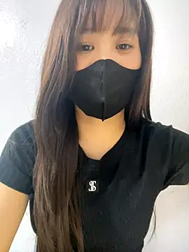 Lucy217 online show from November 6, 2025, 12:50 pm