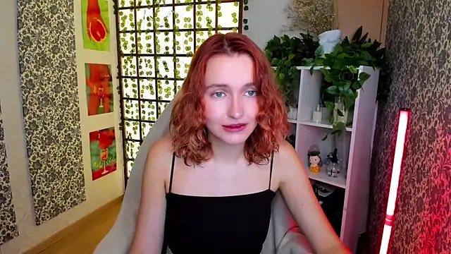 Elis Cherry online show from September 13, 2025, 1:49 am