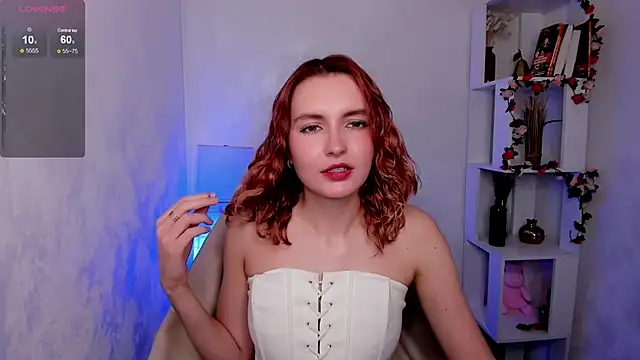 Elis Cherry online show from October 8, 2025, 2:09 am