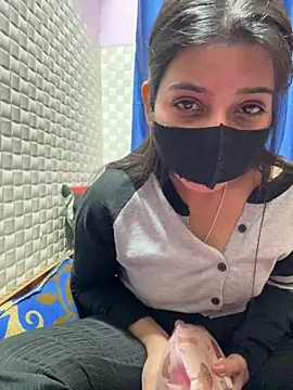 Snapshot of Hot_Jaanvi_ chatting on January 17, 2026, 5:45 am Hot Jaanvi online show from January 17, 2026, 5:45 am