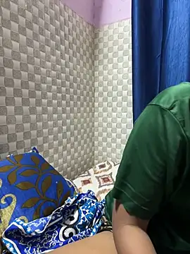 Hot Jaanvi  online show from May 25, 2026, 4:24 pm