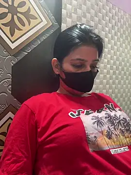 Hot Jaanvi  online show from May 26, 2026, 4:47 pm