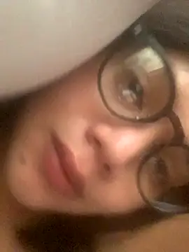 UrMajesticGODDESS online show from November 21, 2025, 7:51 am