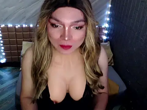 Asiandollxxx4uandMe online show from May 5, 2026, 8:22 am