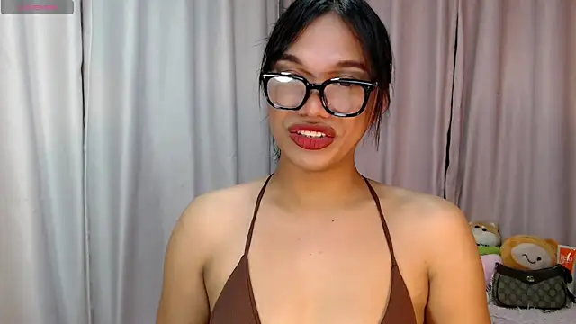 Snapshot of Herbielustts chatting on November 24, 2025, 8:03 am Herbielustts online show from November 24, 2025, 8:03 am