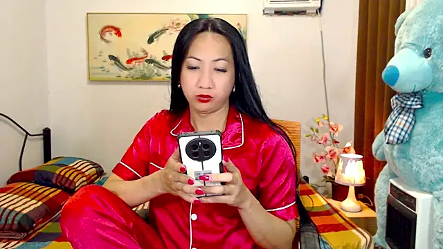 LovelyQueen69 online show from May 29, 2026, 1:20 pm
