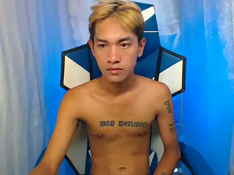 riks tyler online show from November 27, 2025, 3:52 am