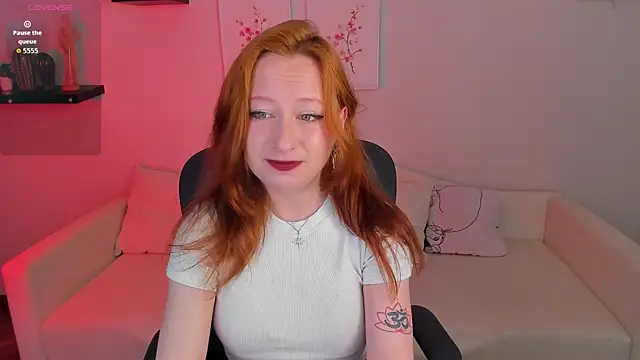 Snapshot of Violet_Griffen chatting on May 25, 2026, 3:51 pm Violet Griffen online show from May 25, 2026, 3:51 pm