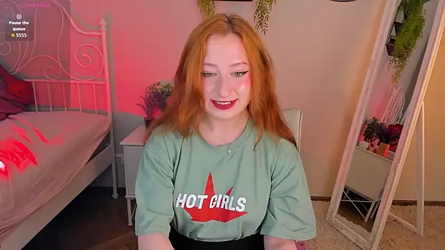 Snapshot of Violet_Griffen chatting on June 3, 2026, 3:39 pm Violet Griffen online show from June 3, 2026, 3:39 pm