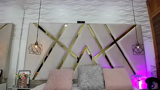 FernandaRousse online show from October 29, 2025, 5:14 pm