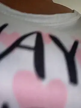 Snapshot of Luna_20x chatting on October 25, 2025, 7:19 pm Luna 20x online show from October 25, 2025, 7:19 pm