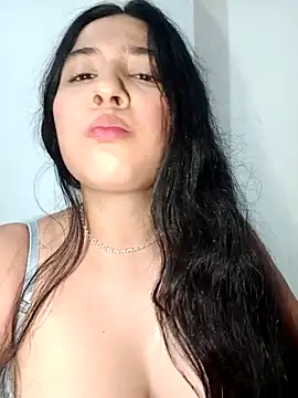 VALENTINA ROUSE  online show from October 13, 2025, 12:32 am