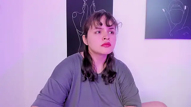 SeleneLuminari8 online show from September 27, 2025, 8:14 pm