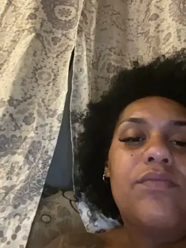 morenaluaa online show from October 21, 2025, 12:55 am