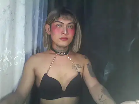 kimmy slut online show from November 18, 2025, 11:36 am