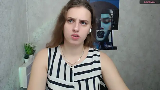 Snapshot of AmandaDimond_ chatting on November 2, 2025, 11:56 am AmandaDimond online show from November 2, 2025, 11:56 am