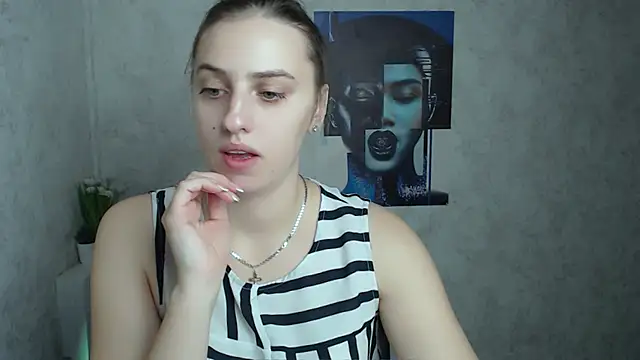 Snapshot of AmandaDimond_ chatting on November 8, 2025, 11:54 am AmandaDimond online show from November 8, 2025, 11:54 am