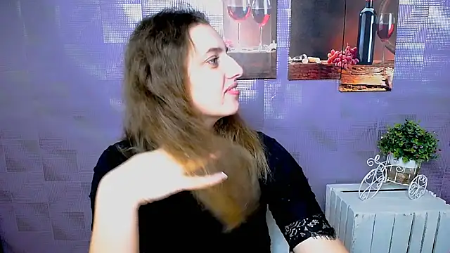 Snapshot of AmandaDimond_ chatting on November 10, 2025, 12:59 pm AmandaDimond online show from November 10, 2025, 12:59 pm