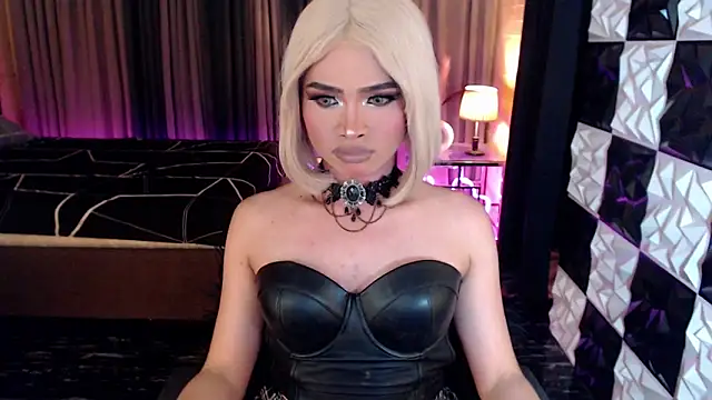 BigCockMaxineTS online show from October 27, 2025, 5:39 pm