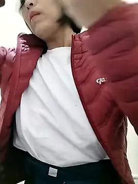 love sexy090 online show from November 27, 2025, 11:51 pm