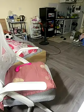 Mina048 online show from November 4, 2025, 12:15 pm