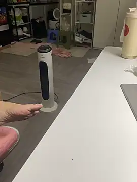 Snapshot of Mina048 chatting on November 17, 2025, 7:58 am Mina048 online show from November 17, 2025, 7:58 am