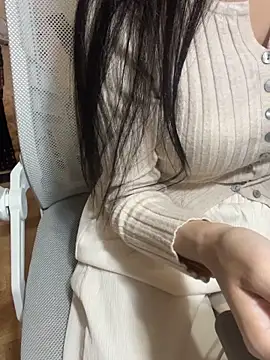 Snapshot of Mina048 chatting on February 24, 2026, 2:37 pm Mina048 online show from February 24, 2026, 2:37 pm