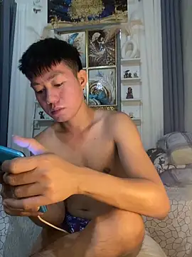 Snapshot of xshyboyx chatting on October 1, 2025, 3:34 am xshyboyx online show from October 1, 2025, 3:34 am