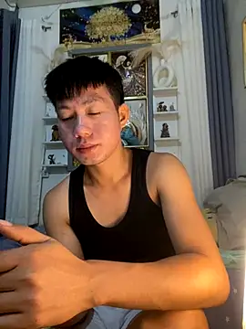 Snapshot of xshyboyx chatting on October 7, 2025, 2:03 pm xshyboyx online show from October 7, 2025, 2:03 pm