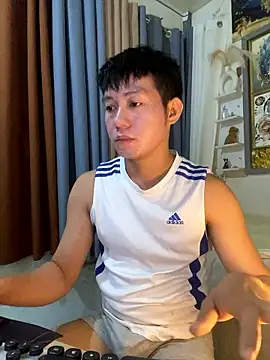 xshyboyx online show from January 11, 2026, 3:33 am