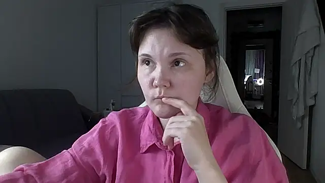 Qaynii online show from September 22, 2025, 3:25 pm