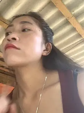 ThiHa003 online show from September 28, 2025, 3:23 am